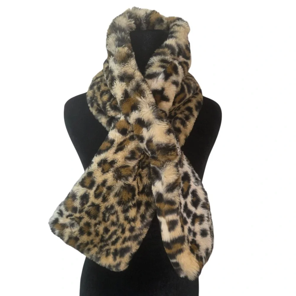Calvin Klein Womens Leopard Print Faux Fur Pull Through Scarf Plush Neck Warmer